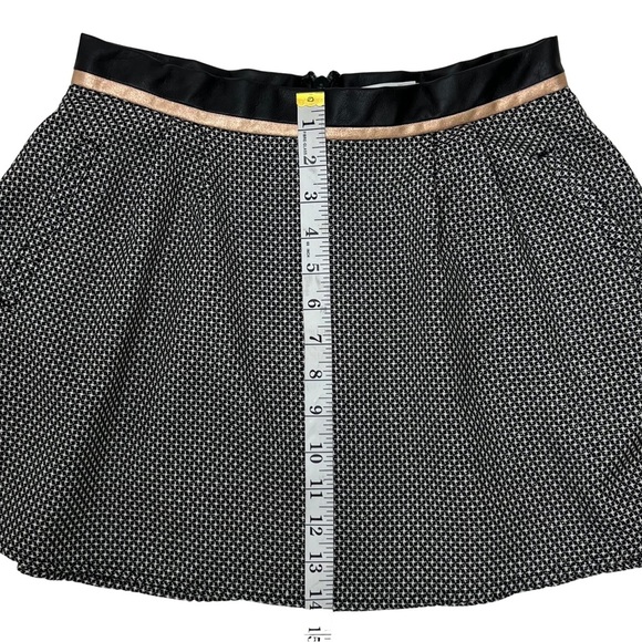 BCBGeneration Mini Skirt Faux Leather Trim Black White Rose Gold 2 QUT3E338 - Picture 11 of 14